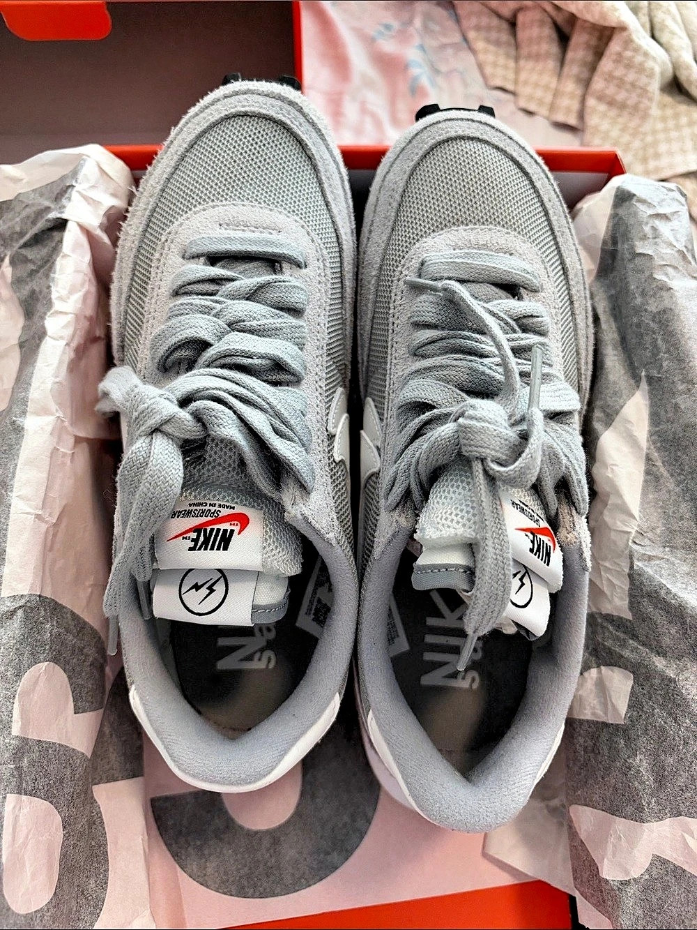 Nike LDWaffle x sacai x Fragment Light Smoke Grey Sneakers